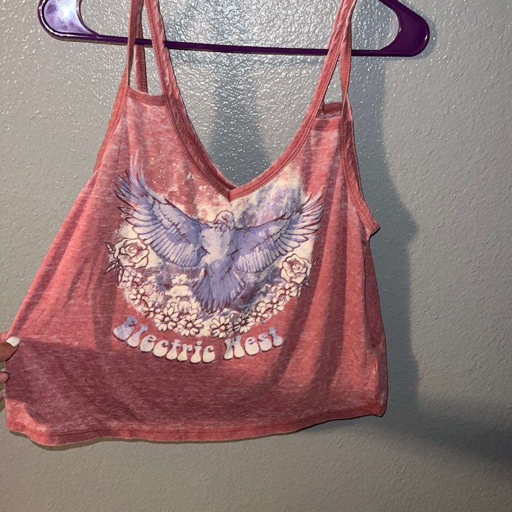 Shyanne tank